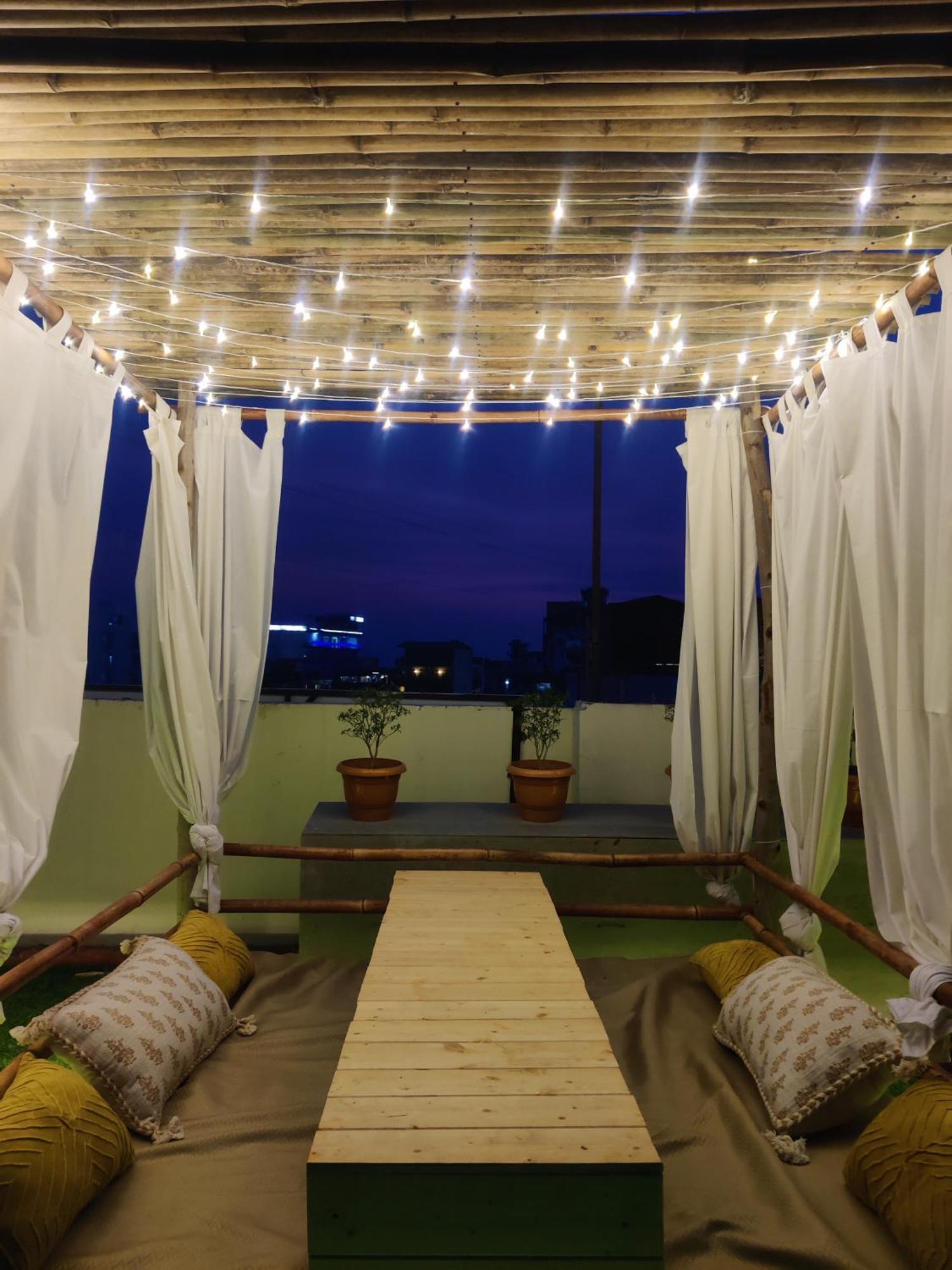 Hotel Aqua Vibes Rišikéš Exteriér fotografie